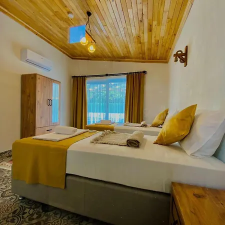Kent 2 Villa *